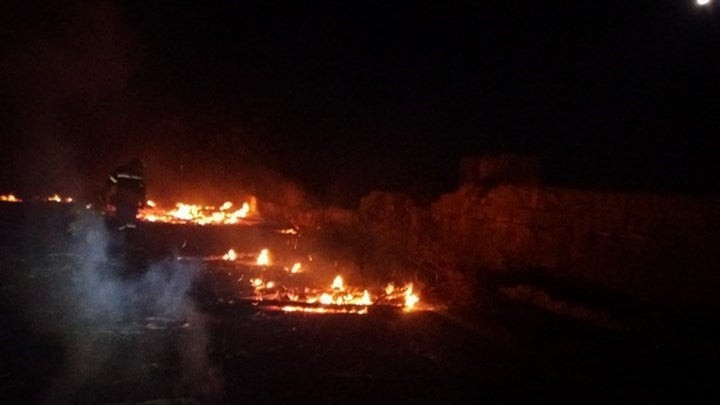 Φωτιά ξέσπασε στο παλιό φρούριο της Κέρκυρας – Αντιμετωπίστηκε άμεσα από την Πυροσβεστική